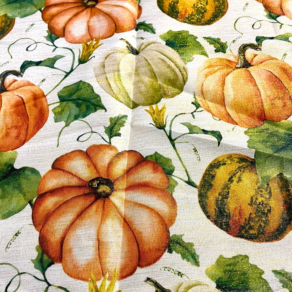 Colordrift: Water Resistant Pumpkin Tablecloth - Picture 3 of 3